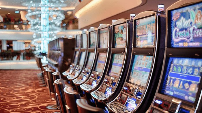 Tampilan sportsbook dan live casino bandar999 dengan dealer profesional dan berbagai opsi taruhan